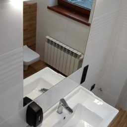 Wykonanie łazienki w mieszkaniu jednorodzinnym.