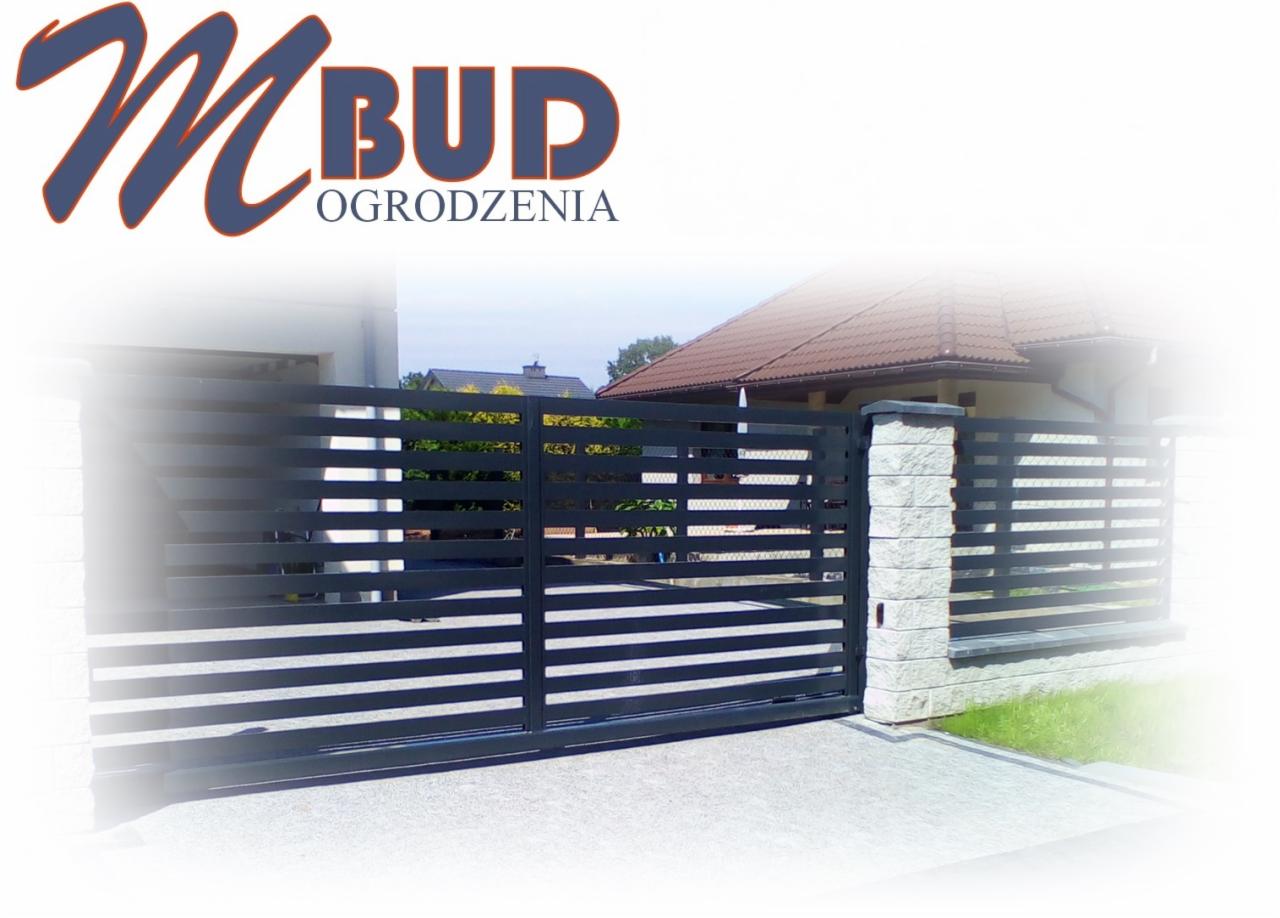 Nowoczesna, przesuwna brama wjazdowa z poziomych profili w Zgierzu, z widocznym logo firmy na górze zdjęcia.