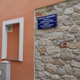 tabliczka informacyjna