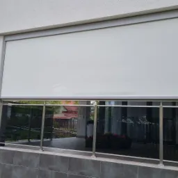 Roleta Screen (Refleksol)