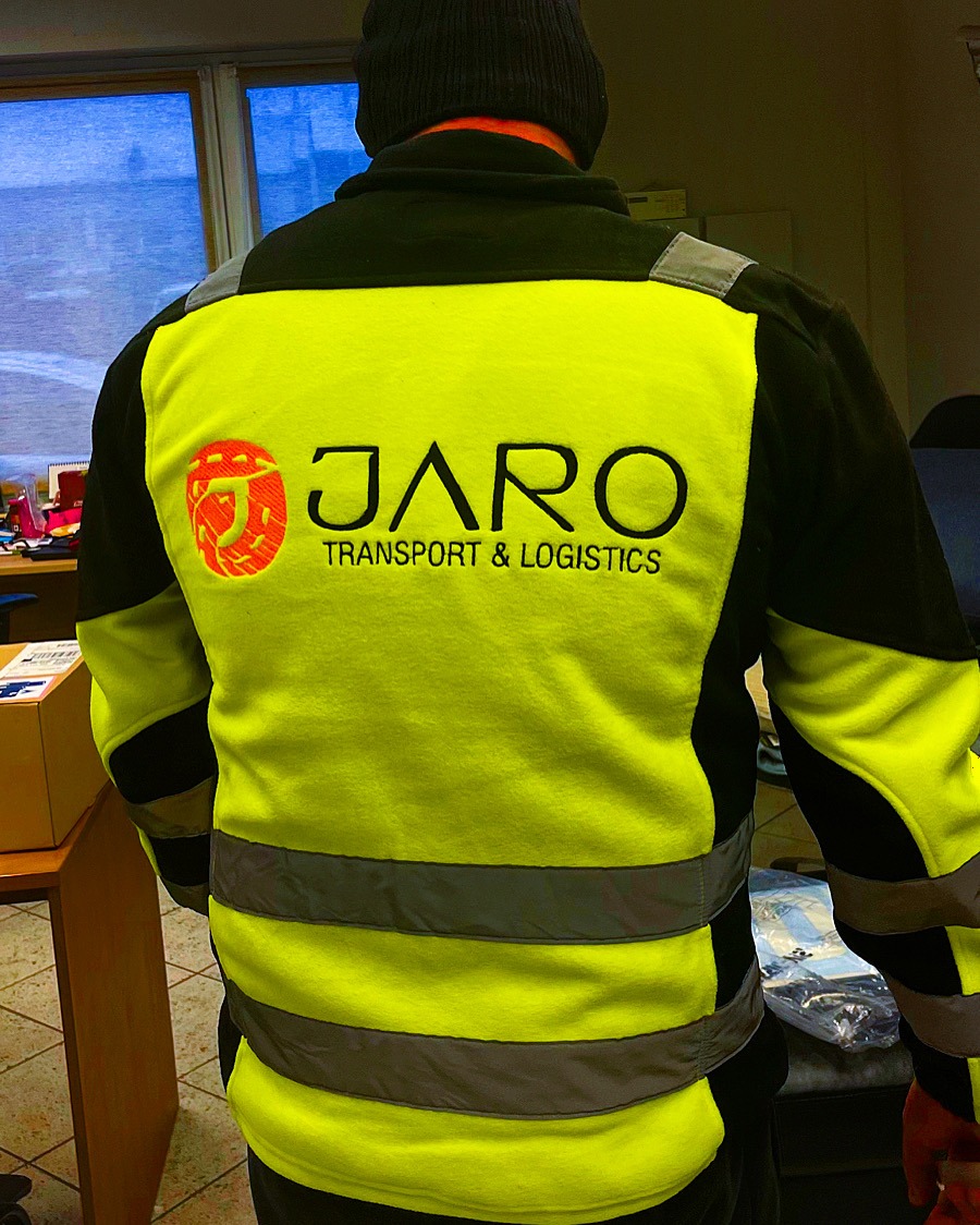 Haft na polarach odblaskowych