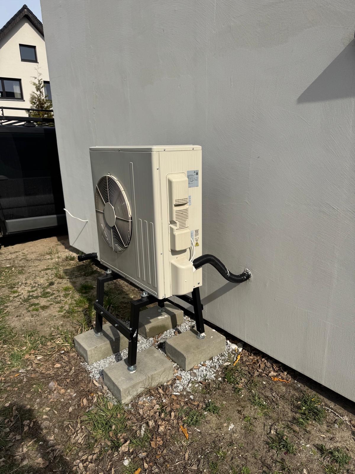 Montaż pompy ciepła De Dietrich w domu jednorodzinnym