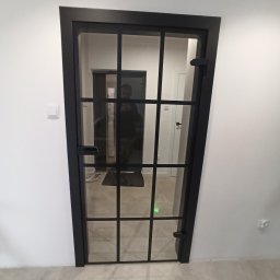 KAMBUD Kamil Laskowski - montaż drzwi loftowych