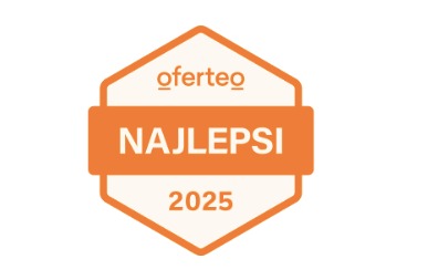 Pomarańczowy emblemat Oferteo 'Najlepsi 2025' na białym tle.