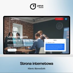 parus design Sebastian Szumała - Prezentacja strony internetowej BiznesSoft.pl z hasłem 'Uporządkujemy procesy w Twojej firmie', widok na zespół programistów pracujących przy komputerach, opinia klienta w ramce.