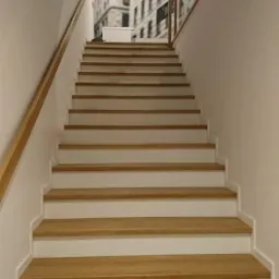 Dąb, olej, podstopnie, cokół mdf lakierowany