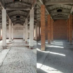 Wnętrze hali z ceglanymi kolumnami, po lewej stronie kolumny pomalowane na biało, po prawej w naturalnym kolorze cegły, posadzka z kostki brukowej, widoczne różnice w wyglądzie przed i po...