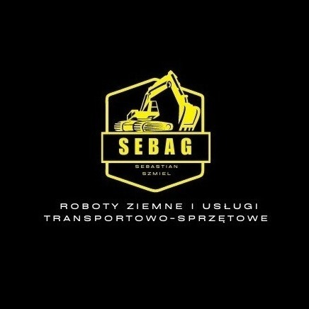 Logo firmy SEBAG Sebastian Szmiel oferującej roboty ziemne i usługi transportowo-sprzętowe, z graficznym przedstawieniem koparki w kolorze żółtym na czarnym tle.