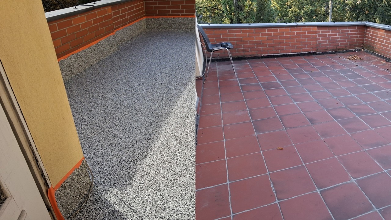 Balkon przed i po renowacji: po lewej posadzka żywiczna w odcieniach szarości, po prawej czerwone płytki. Widoczna ceglana balustrada i fragment zieleni w tle.