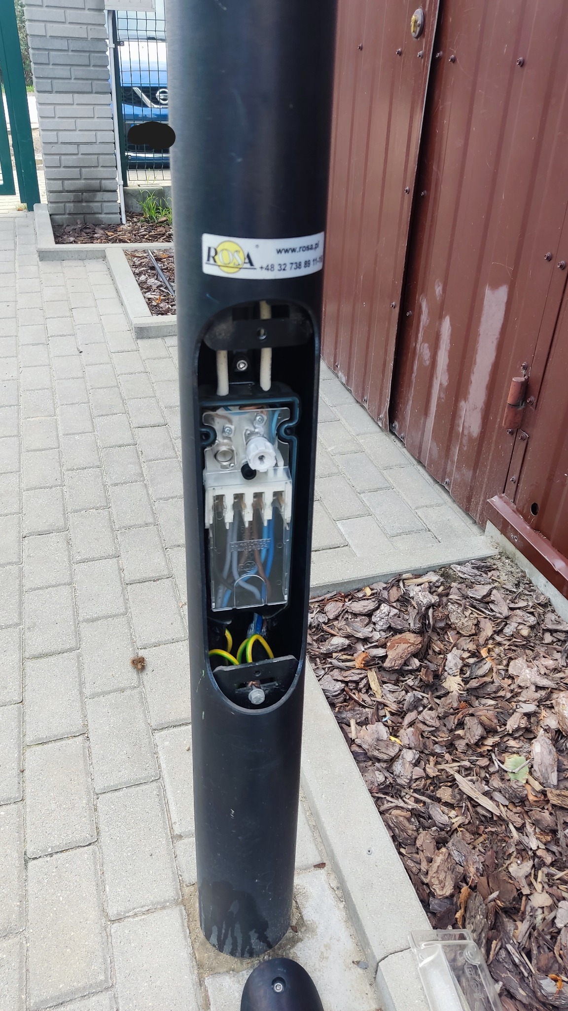 Wymiana bezpieczników w latarni