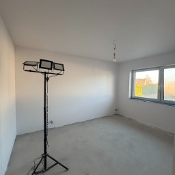 MADA MAGDALENA DRZYMAŁA - Bezkonkurencyjny Montaż Płyty Warstwowej Poznań