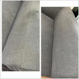 Porównanie: fragment szarej sofy tapicerowanej - po lewej stronie widoczne zabrudzenia, po prawej efekt po czyszczeniu.