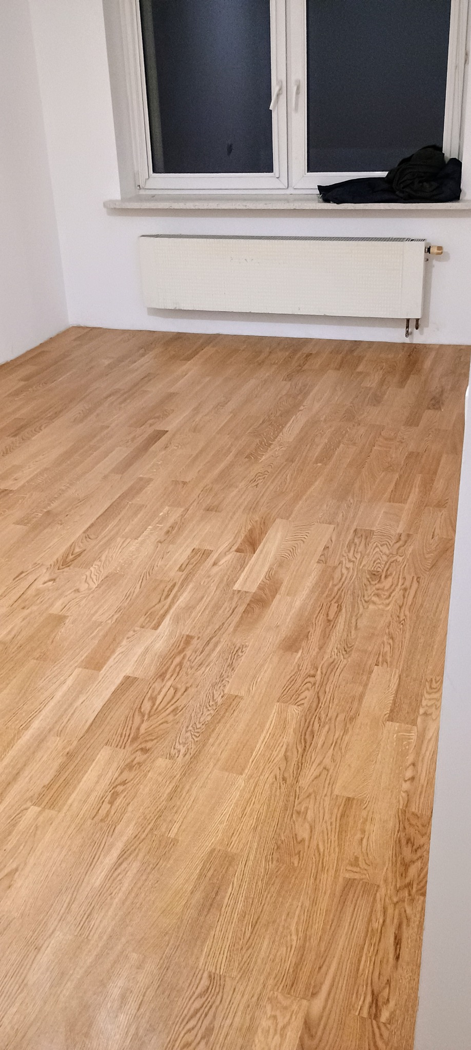 Klepka lakierowana pióro-wpust na klej