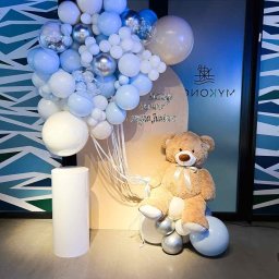 ścianka balonowa z misiem