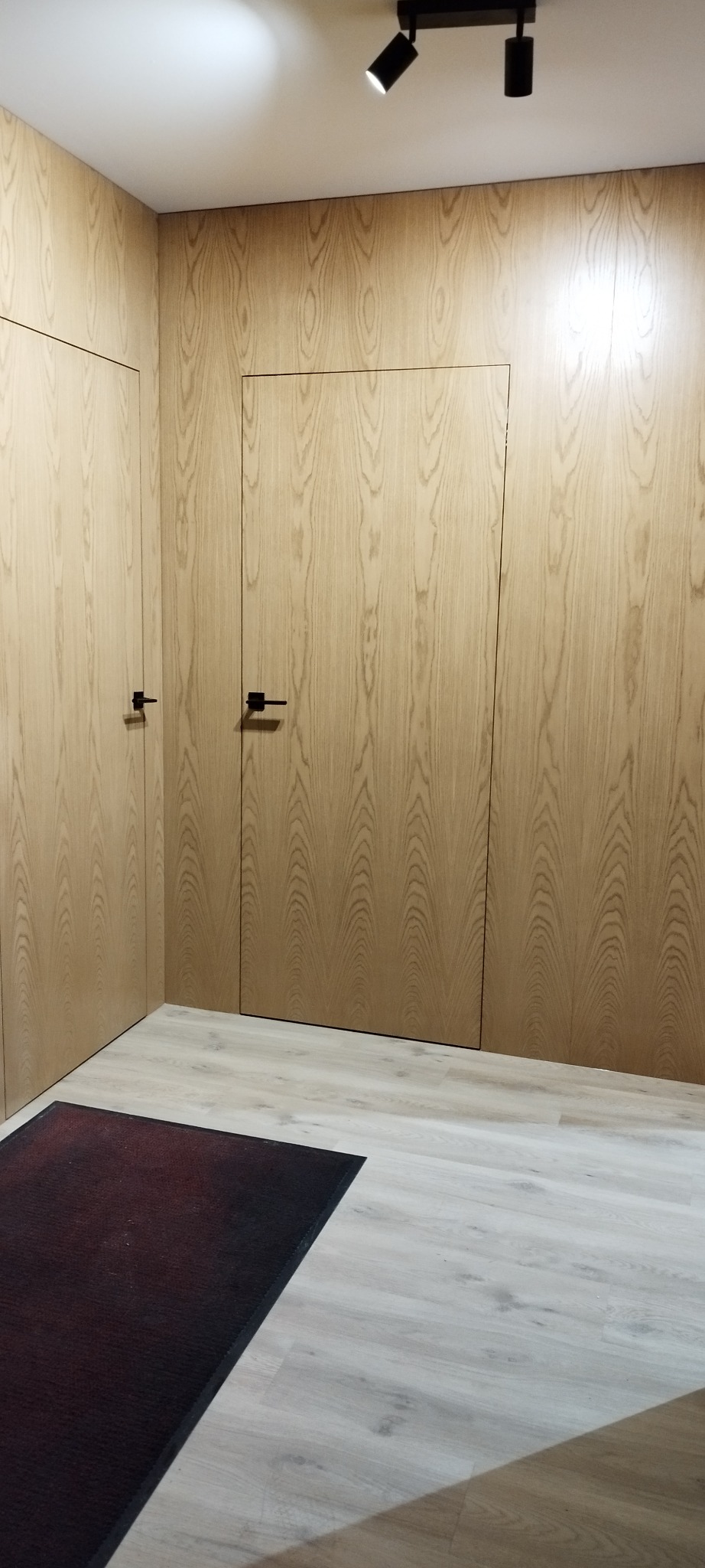 zabudowa ukryta drzwi dębowe rewers