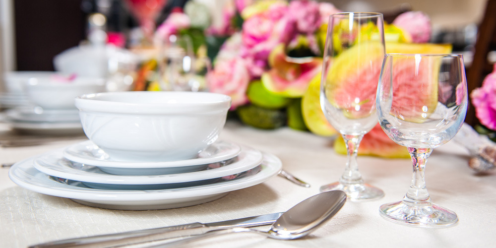 Zastawa porcelanowa uświetni każdą imprezę. Doradzimy w doborze zastawy i sprzętu do zorganizowania imprezy.