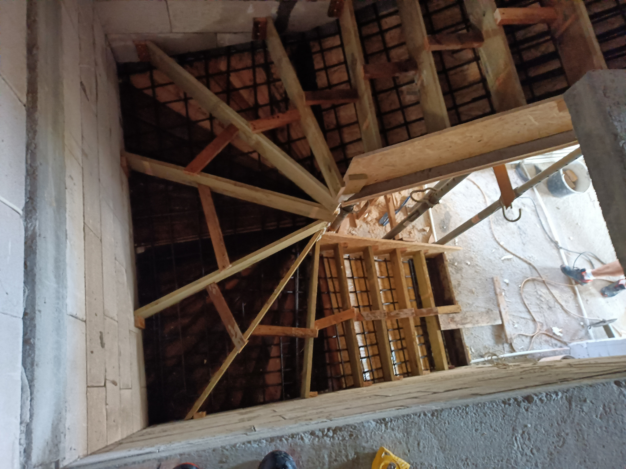 Budowa schodów zabiegowych