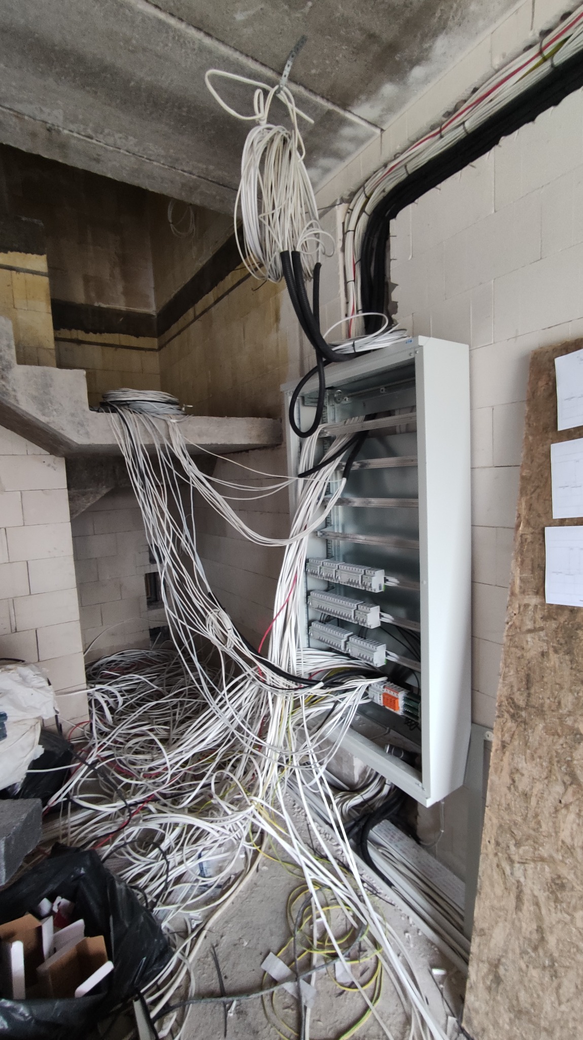 Rozdzielnica dla instalacji Smart home