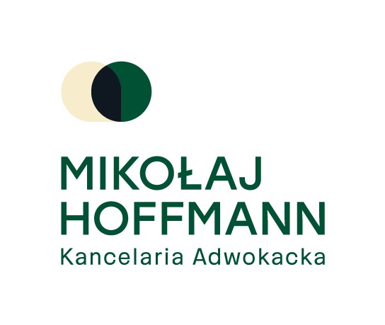 Logo Kancelarii Adwokackiej Mikołaj Hoffmann z dwoma nakładającymi się okręgami w kolorach beżowym i ciemnozielonym nad nazwą kancelarii w kolorze ciemnozielonym.