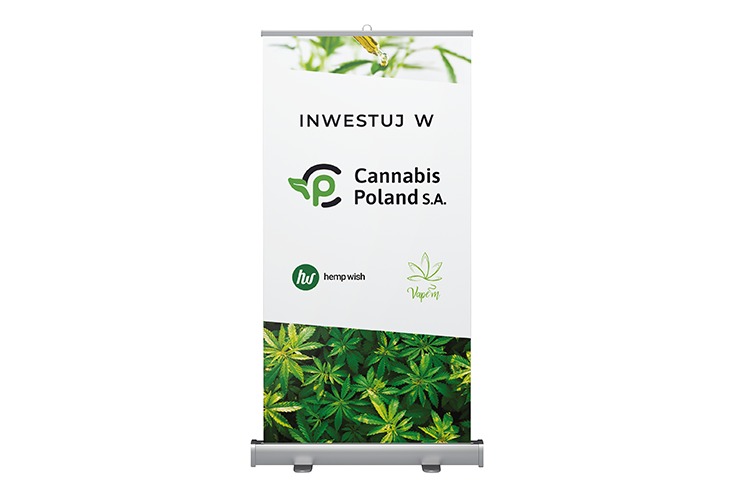 Roll-up reklamowy z logo Cannabis Poland S.A., hasłem 'Inwestuj w' oraz grafiką liści konopi i kropli olejku CBD.
