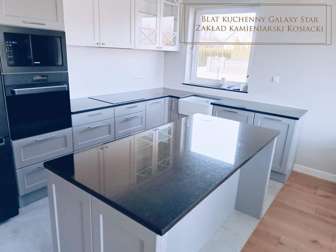 Realizacja zamówienia na blat z granitu Galaxy Stars wraz z montażem :)