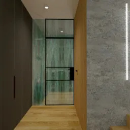 Nowoczesne wnętrze z drewnianymi schodami, betonową ścianą z pionowymi paskami światła i szklanymi drzwiami z czarną ramą.