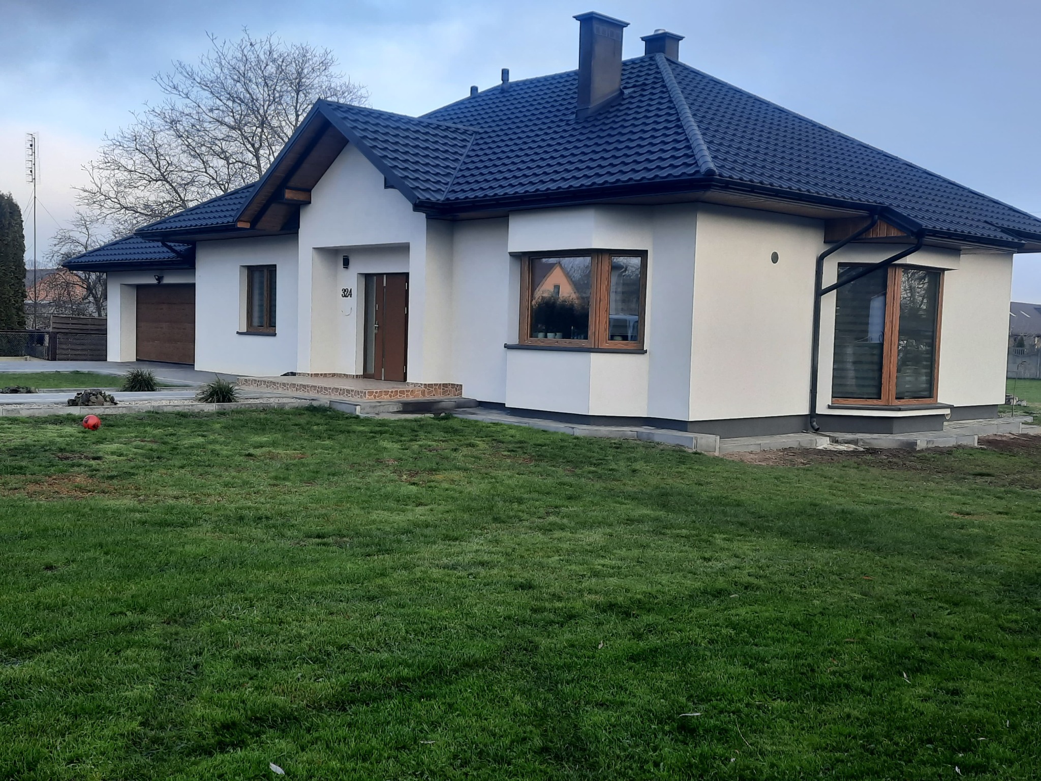 Zakończenie elewacji . Prezentacja końcowa .