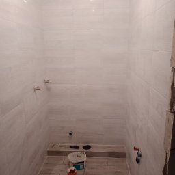 Remont - Sufit Napinany w Salonie Łódź