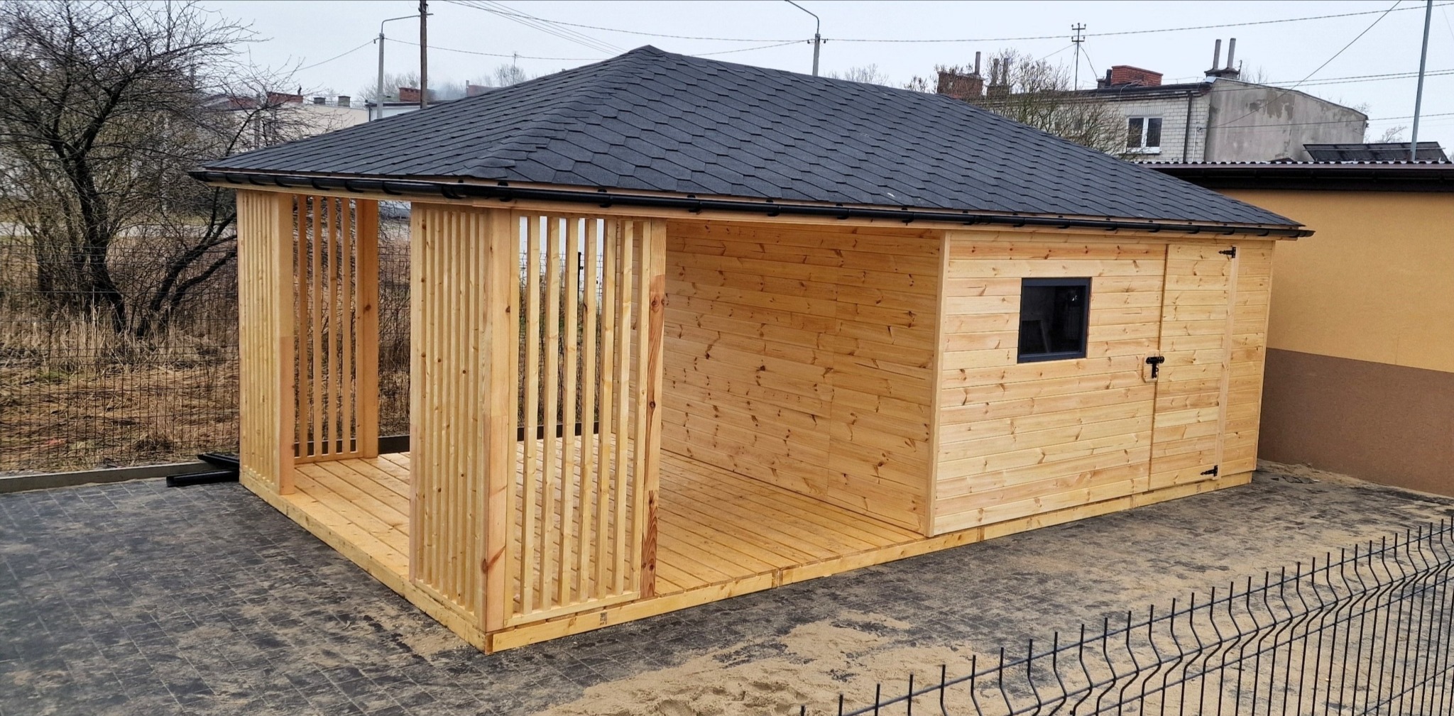 Domek ogrodowy o łącznej powierzchni 28m2