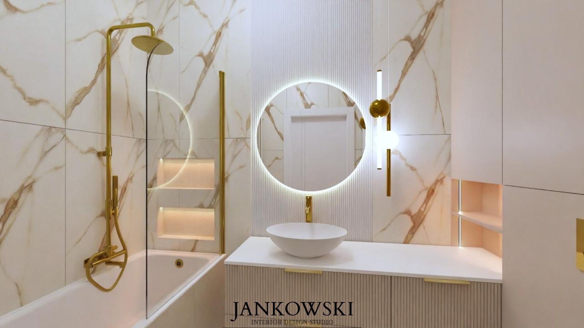 Elegancka łazienka z marmurowymi płytkami, złotą armaturą i okrągłym lustrem z podświetleniem LED. Minimalistyczny design, nowoczesne oświetlenie.