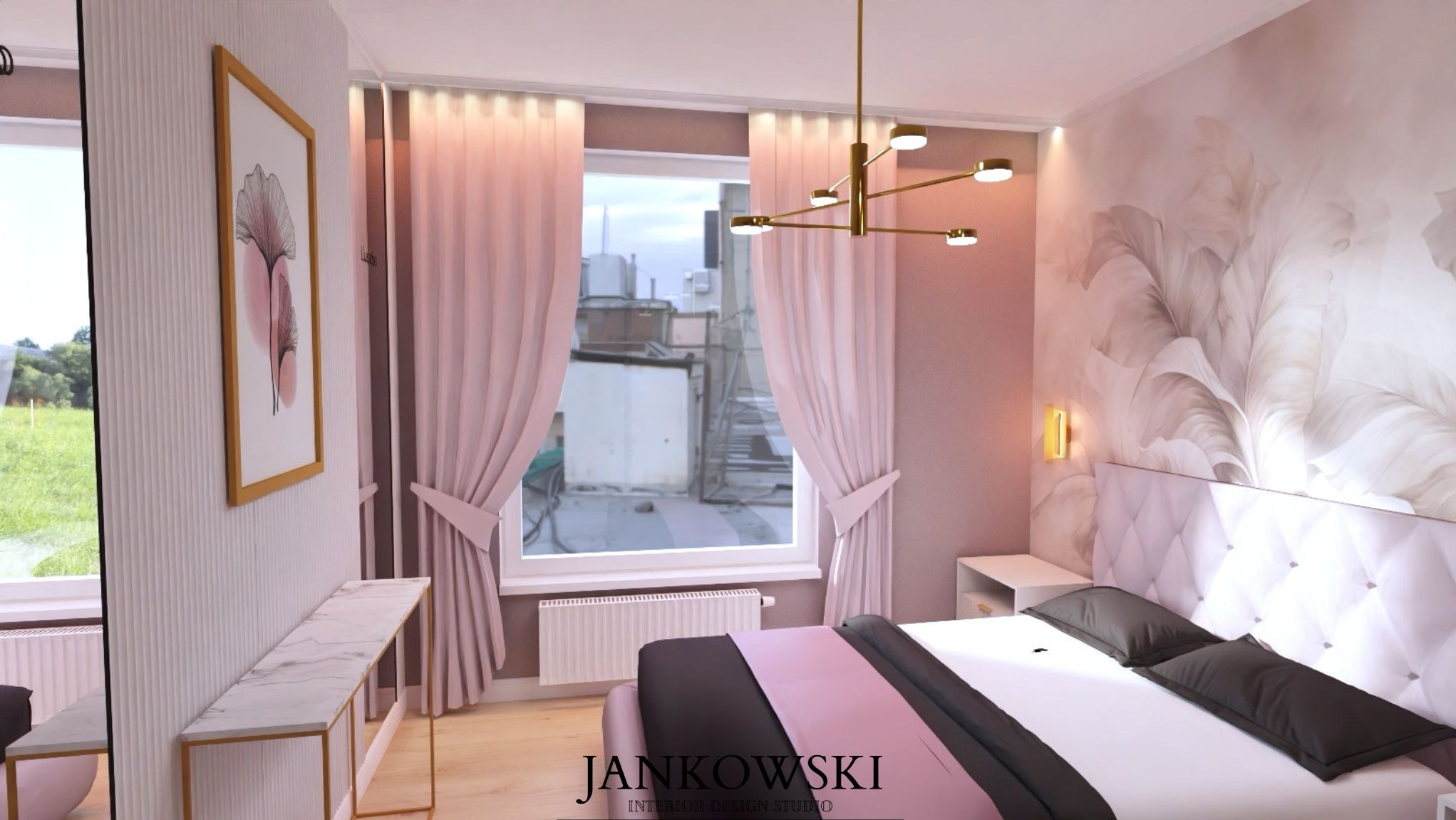 Jasna sypialnia w pastelowych odcieniach różu z dekoracyjną tapetą w liście, nowoczesnym oświetleniem i marmurową konsolą. Widok z okna na zabudowę miejską.