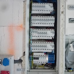 Instalacje elektryczne Skowarcz 6