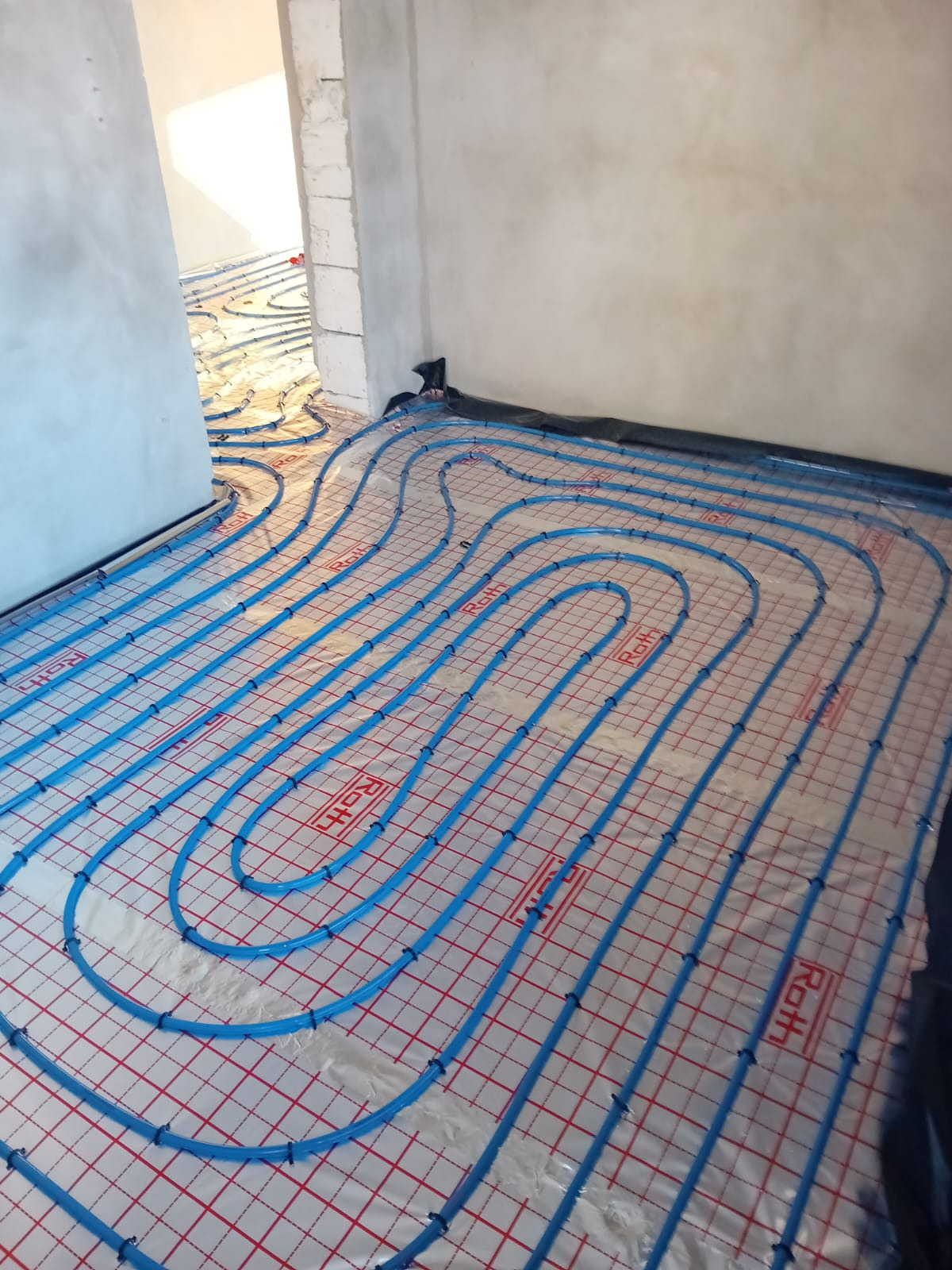 Montaż ogrzewania podłogowego