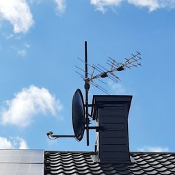 Montaż, ustawianie i naprawa anten satelitarnych I naziemnych.
Instalacje elektryczne w nowych domach oraz modernizacja oraz nsprawacstarych