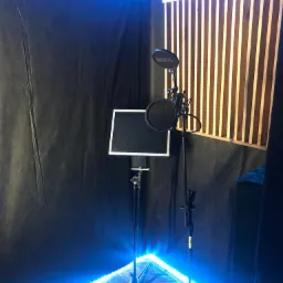 Kabina o specjalnie przygotowanej adaptacji akustycznej