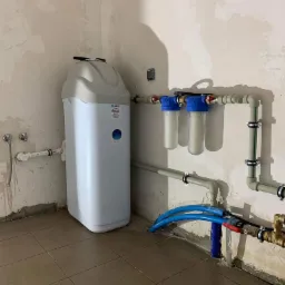 Poprawa jakości wody pitnej Montaż filtrów wstępnych oraz stacji uzdatniania wody