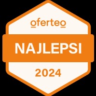 Pomarańczowa odznaka Oferteo 'Najlepsi 2024' na białym tle, w formie sześciokąta.