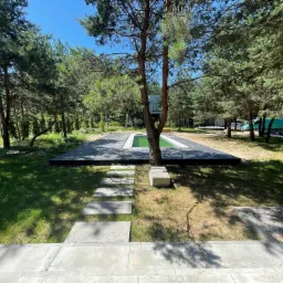 Taras wokół basenu.