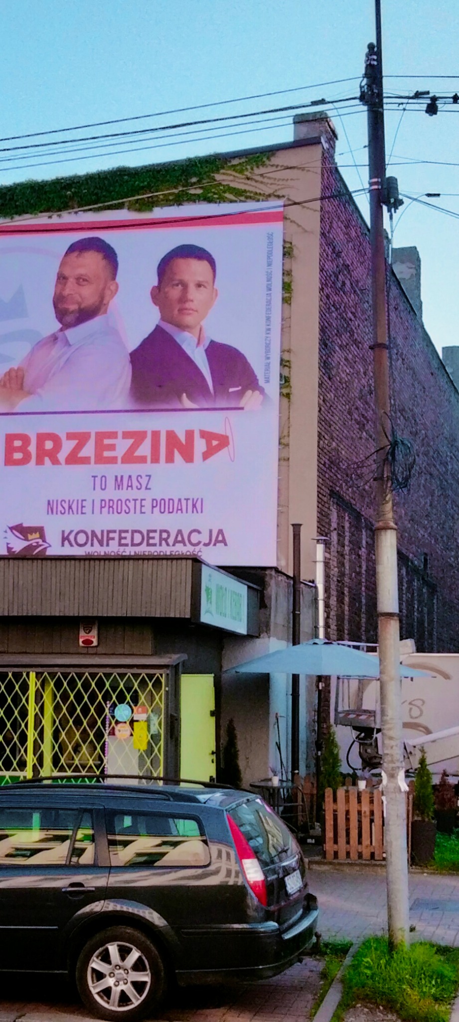 Potrzebujesz zawiesić baner, reklamę, plakat... wykonamy to dla ciebie szybko i profesjonalnie