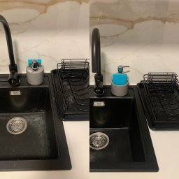 CzystowDomku - Porównanie czystości czarnego zlewu kuchennego przed i po umyciu, widoczne osady kamienia i zacieków usunięte, z czarną baterią, dozownikiem na płyn i ociekaczem na naczynia.