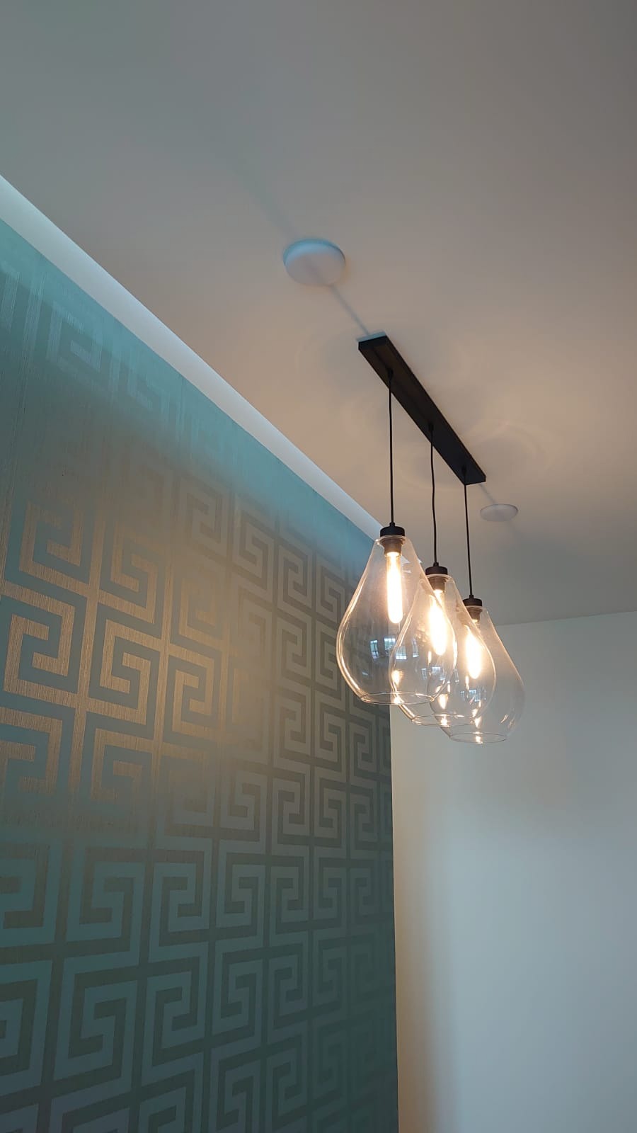 Wymiana starych lamp .