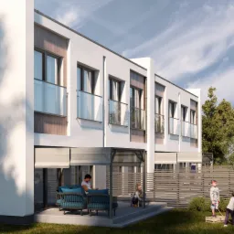 Wizualizacja szeregu nowoczesnych domów z balkonami, z tarasem z meblami ogrodowymi i bawiącymi się dziećmi na trawniku.
