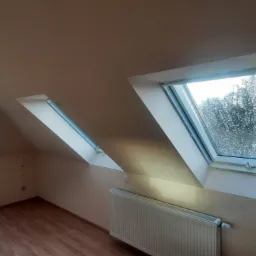 Jesteśmy doświadczonym dostawcą okien dachowych. Velux, Fakro, Keylite Montaż nie stanowi problemu :)