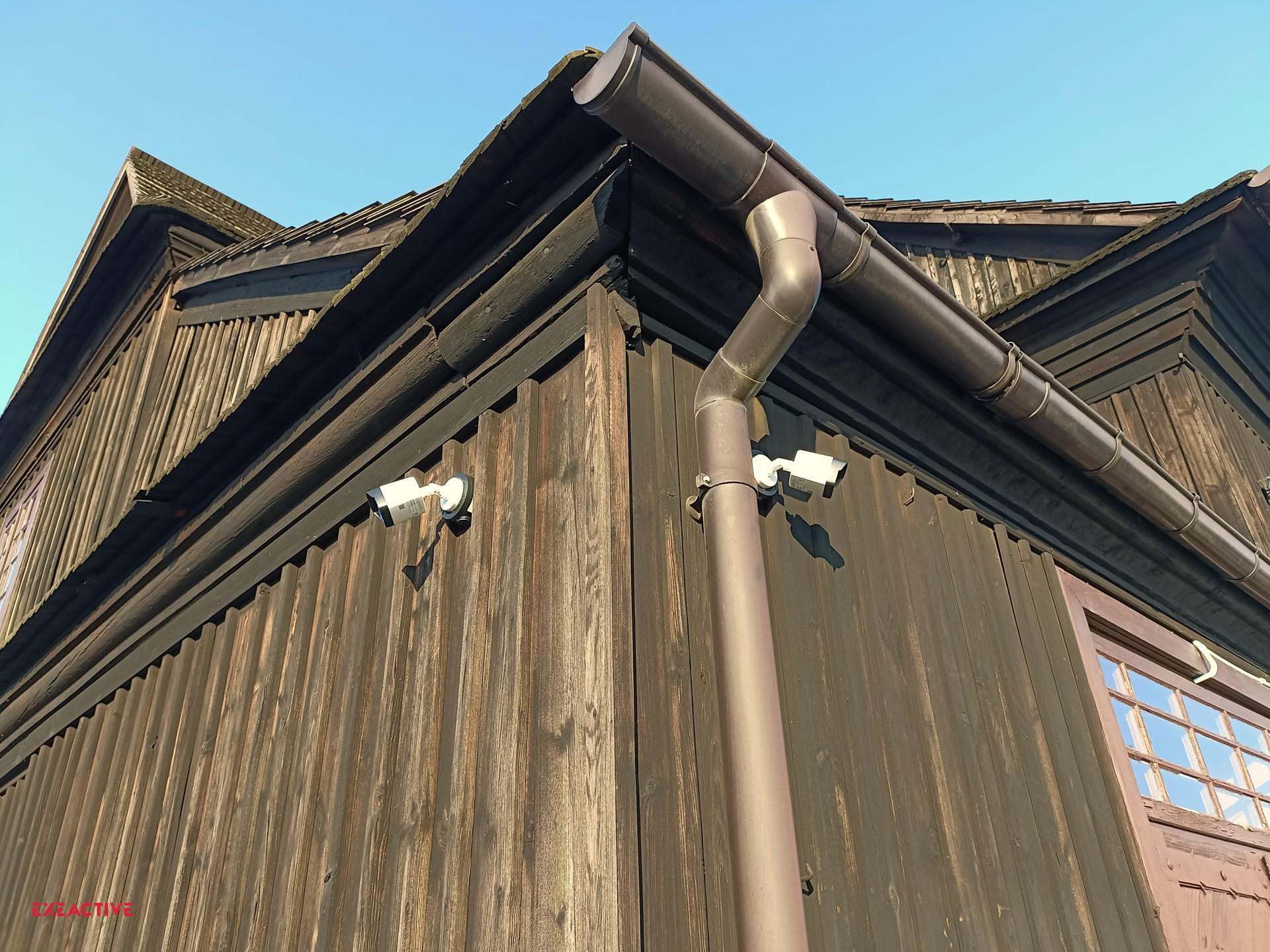 Monitoring CCTV Hikvision.