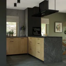 Wizualizacja nowoczesnej kuchni z drewnianymi szafkami, czarnym okapem i wyspą z blatem imitującym kamień, okrągły stół z krzesłami w tle