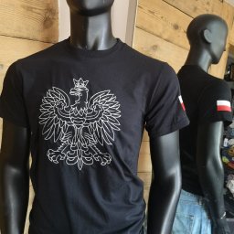 haft orzeł  i flaga Polski na ramieniu