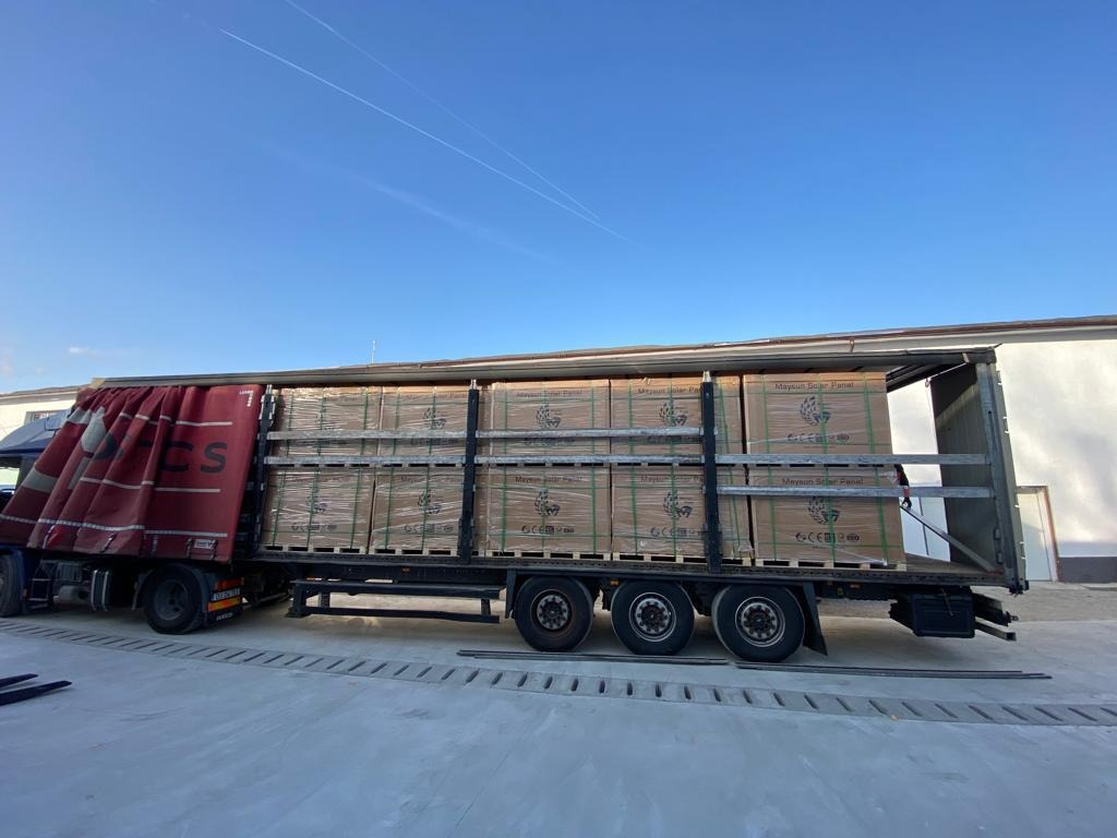 Dostawa z Niemiec do magazynu klienta Roonia. płynna dostawa