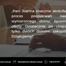 home advisor - Uścisk dłoni nad dokumentami z podziękowaniem dla Pani Joanny za pomoc w zakupie wymarzonego domu po obejrzeniu tylko dwóch ofert.