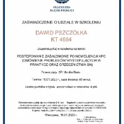 Skan zaświadczenia o udziale w szkoleniu dla radcy prawnego Dawida Pszczółki, wydane przez Krajową Izbę Radców Prawnych, potwierdzające uczestnictwo w szkoleniu dotyczącym postępowania...