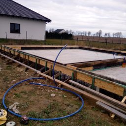 murek na podwalinę Lusówko